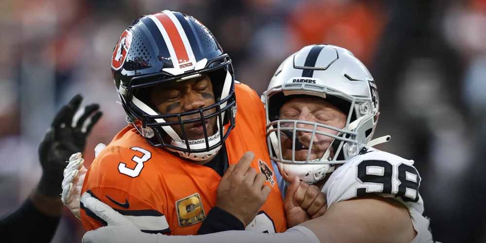 Denver Broncos vs. Las Vegas Raiders