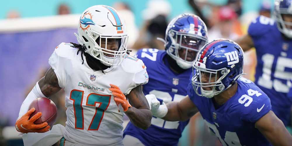 Miami Dolphins versus the New York Giants